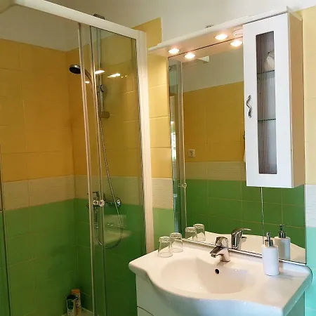 Angelus تروغير