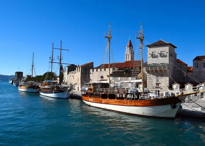 Angelus Trogir